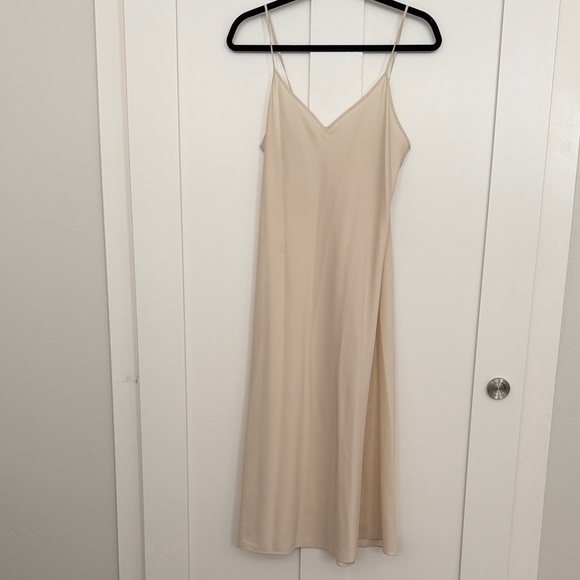 Tory Burch Floral Long Sleeve Dress - Picture 2 of 8